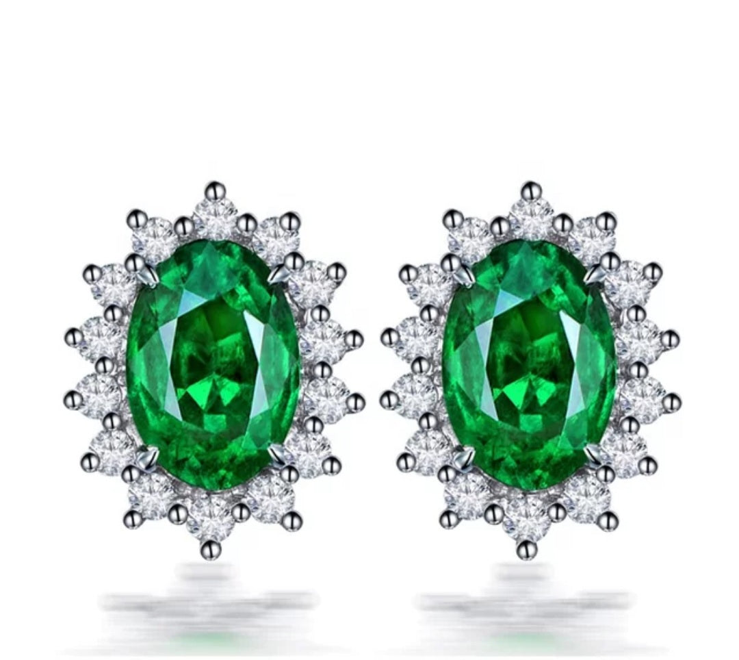 Deluxe 925 Royal Princess Emerald Stud Earrings