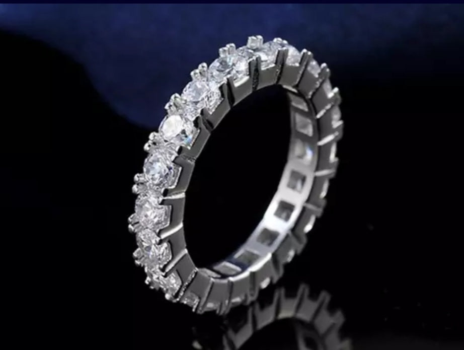 Deluxe Round Brilliance Eternity Ring