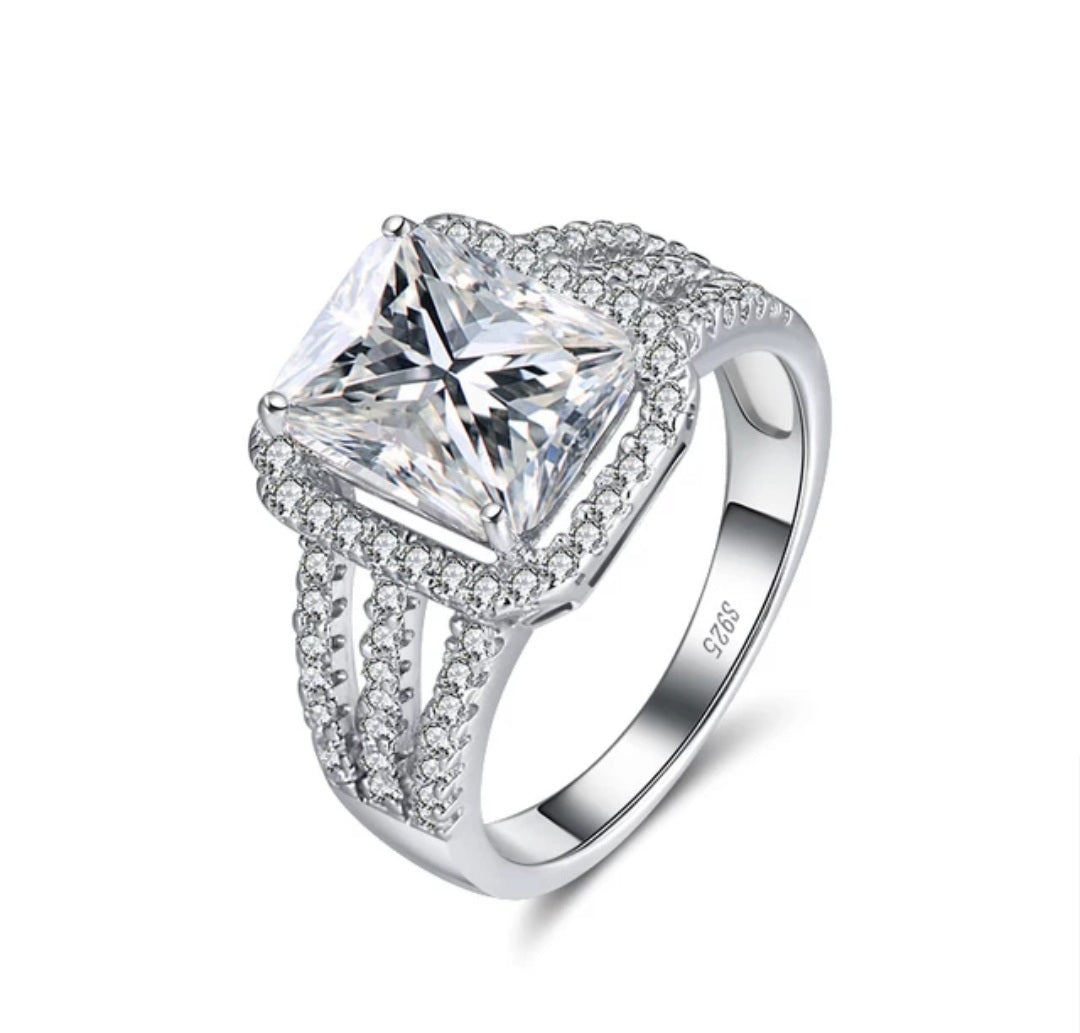 Deluxe Radiant Cut Halo Engagement Ring