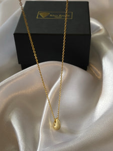 Deluxe Raindrop Pendant Necklace - Gold